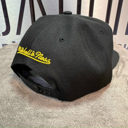 Кепка MITCHELL & NESS Core Basics Snapback Los Angeles Lakers Black