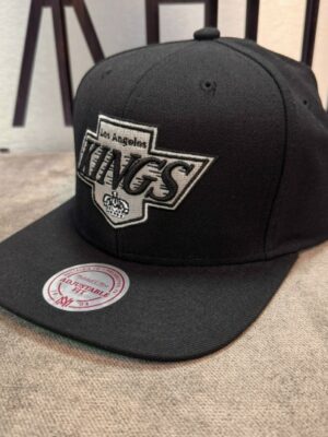 Кепка MITCHELL & NESS Wool Solid Snapback Los Angeles Kings Black