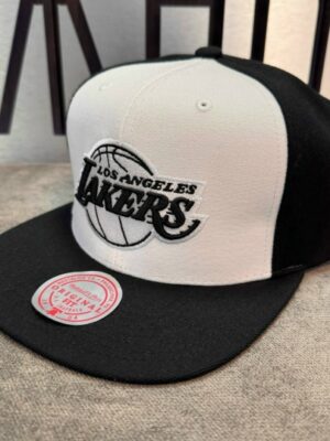 Кепка MITCHELL & NESS Front Post Snapback Los Angeles Lakers White Black